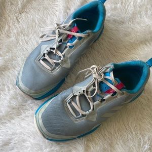 Adidas terex 260 running sneakers women’s 8.5